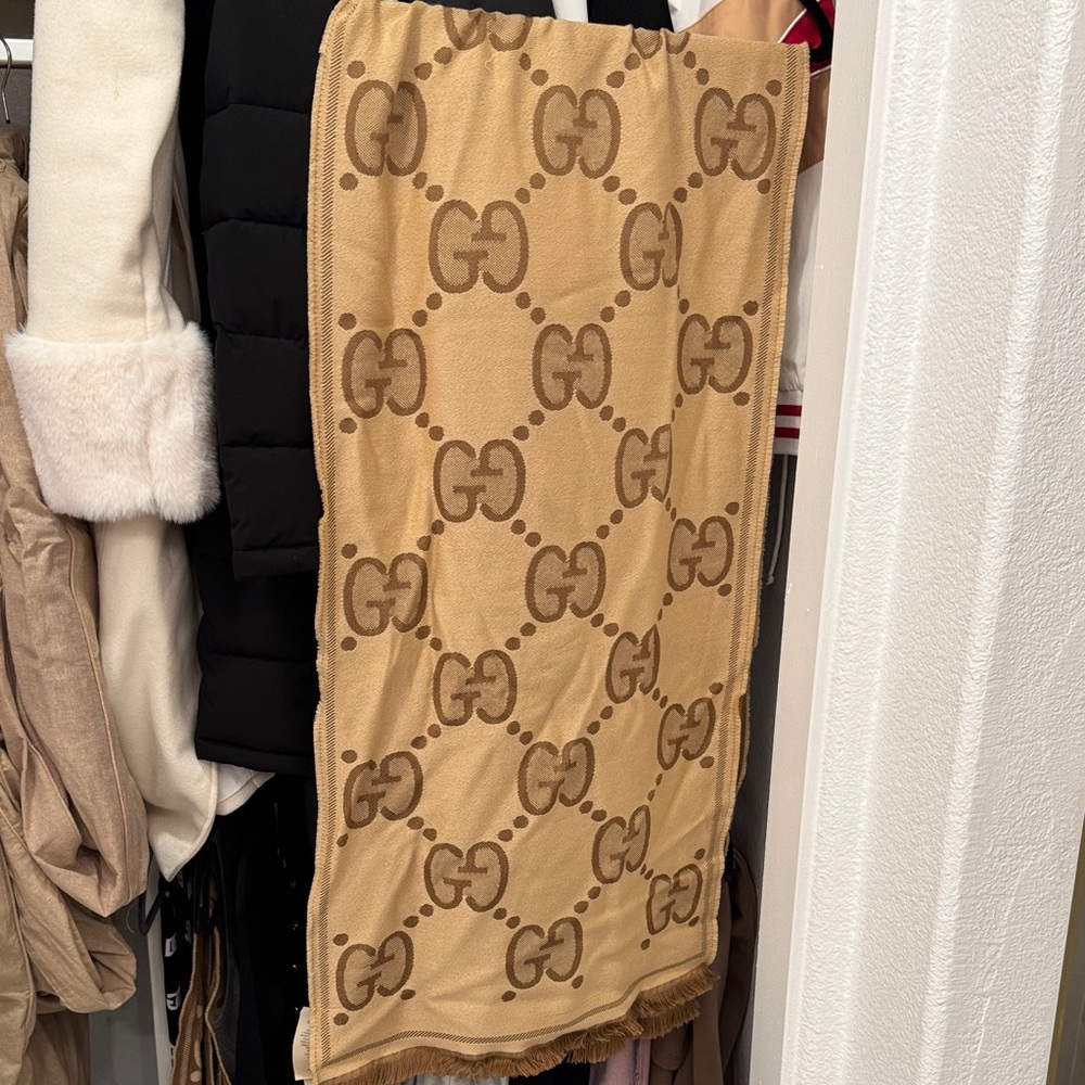 Gucci Beige Monogram Scarf